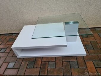 Designový konferenční stůl