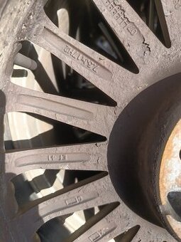 Alfa Romeo disky R17