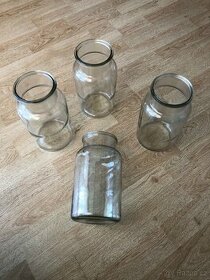 Sklenice s širším hrdlem