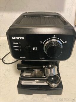 Kávovar espesso Sencor SES 1710BK