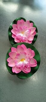 Umělé lekníny do jezírka