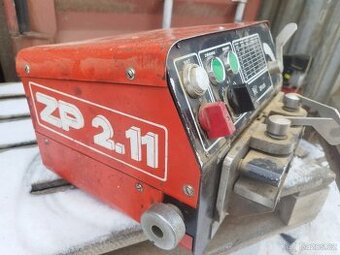 Svářečka pilových pásů