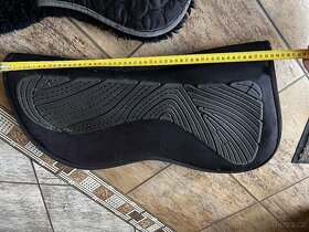 Gelovka tlumící dečka pod sedlo Acavallo