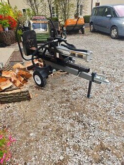 Prodám štípačku dříví, tlak 22tun, ležící i stojíci