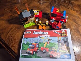 LEGO Juniors 10740 Kufřík hasičské hlídky