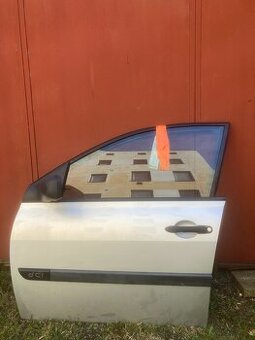 dveře levé přední megane 2