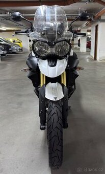 Triumph Tiger 800 XR ABS 2014, nový servis, PNEU, STK