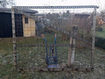 Konstrukce brany,kari site