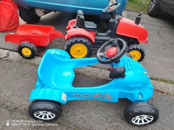 Prodám trakto a autíčko