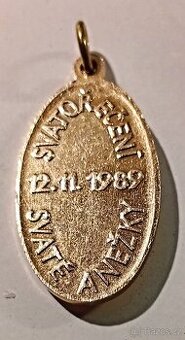 Pamětní medailonek vydaný ke svatořečení sv.Anežky České