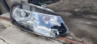 VW Polo 6R přední pravý světlomet