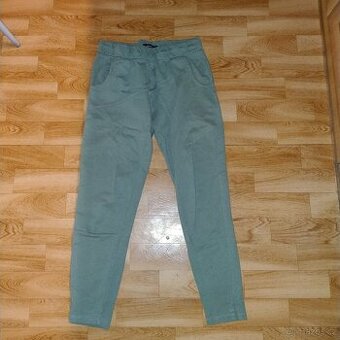 Dámské tepláky Reserved