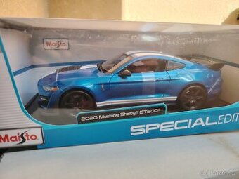 Ford Mustang 2020 Shelby GT500 1:18 Maisto modrý/bílý