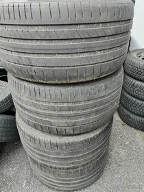 Letní pneu Pirelli p-zero 285/30r22