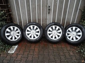 Komplet Zimní Sada Pirelli Poklice 215/65/17 ET38 5x112