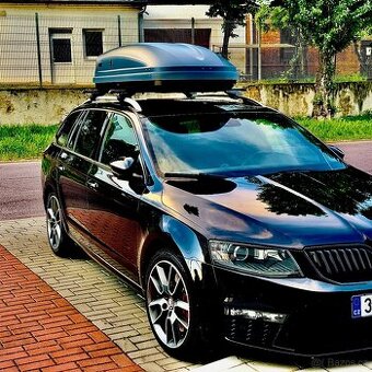 ŠKODA OCTAVIA 3. RS 2,0 TDI Servisní kniha