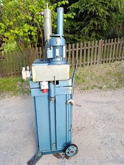 MÁLO POUŽITÝ PAKETOVACÍ LIS - 1