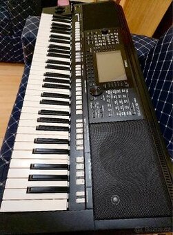 Yamaha PSR-S775