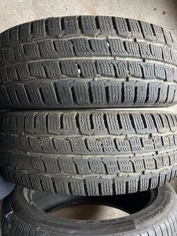 2x zimní pneu 215/70/15 C Kumho
