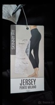 Nove leginy Calzedonia