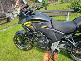 HONDA CB 500 X