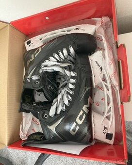 brusle CCM Tacks XF - 1
