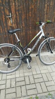 Dámské trekingové kolo Kellys