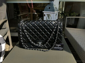 Kabelka Chanel Jumbo s dvojitou klopou, černá, stříbrná, mát
