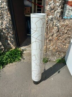 Stojací lampa