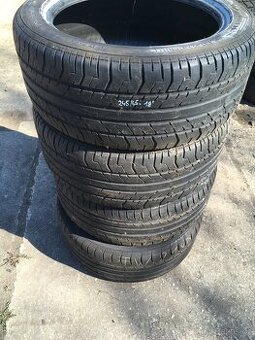 Pneu 245/45 R18 - 4mm