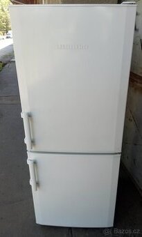 Lednička Liebherr ( 2 šuplíky )