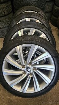 ALU KOLA R18 - 5x112 zimní originál ŠKODA OCTÁVIA 4, VW GOLF