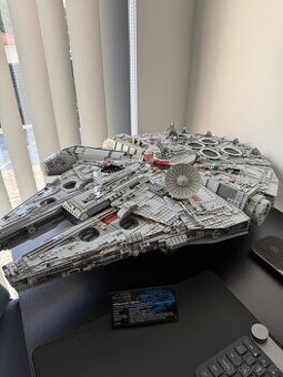 Prodám LEGO® Star Wars™ 75192 Millennium Falcon