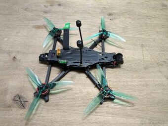 Fpv dron aos 7 + DJI o3 + 6s baterie