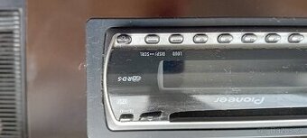 Autorádio PIONEER