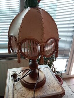 Retro stolní lampa