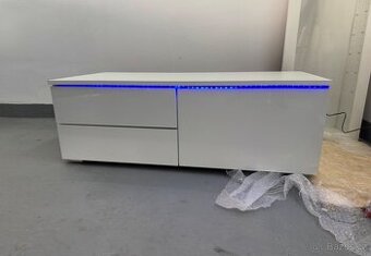 Tv stolek s LED osvětlením