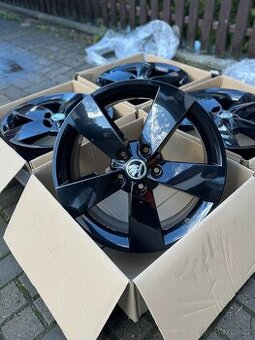 ORIGINÁL Alu Škoda RATIKON R17, 5x112 - TOP STAV