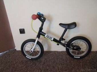 Dětské odrážedlo