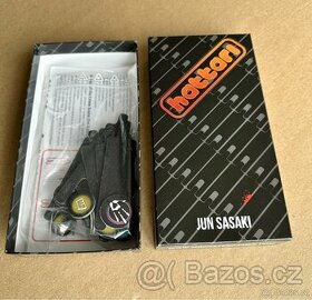 Stolní detektivní hra Hattari