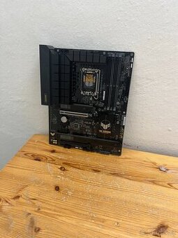 ASUS TUF GAMING B760-PLUS WIFI D4 Socket 1700,Funkční,Záruka