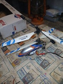 Prodám vrtulník na dálkové ovládání