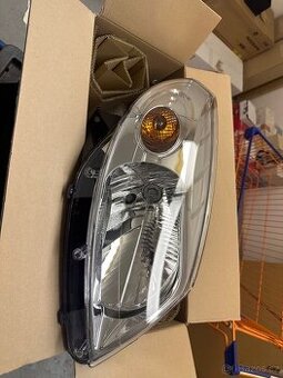 Originál přední světlomet DACIA SANDERO 1