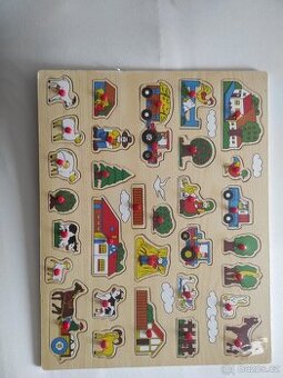 Dřevěné puzzle