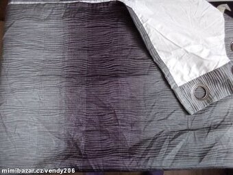 prodám nový závěs šíře 135x229 1 ks