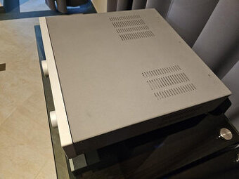 Trinnov Amethyst Předzesilovač