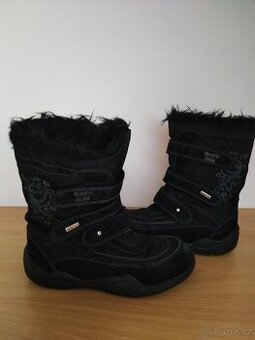 Dívčí sněhule vel.35