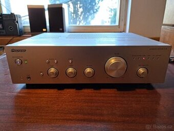 Zesilovač Pioneer A-10-S plně funkční