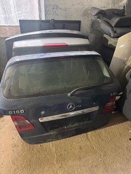 Dily Mercedes B class w245 motor 2.0cdi 80kw dvere prave vík