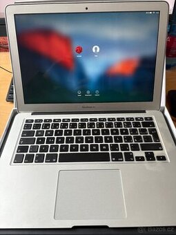 MacBook Air 13" | 8GB | 256GB (2016)